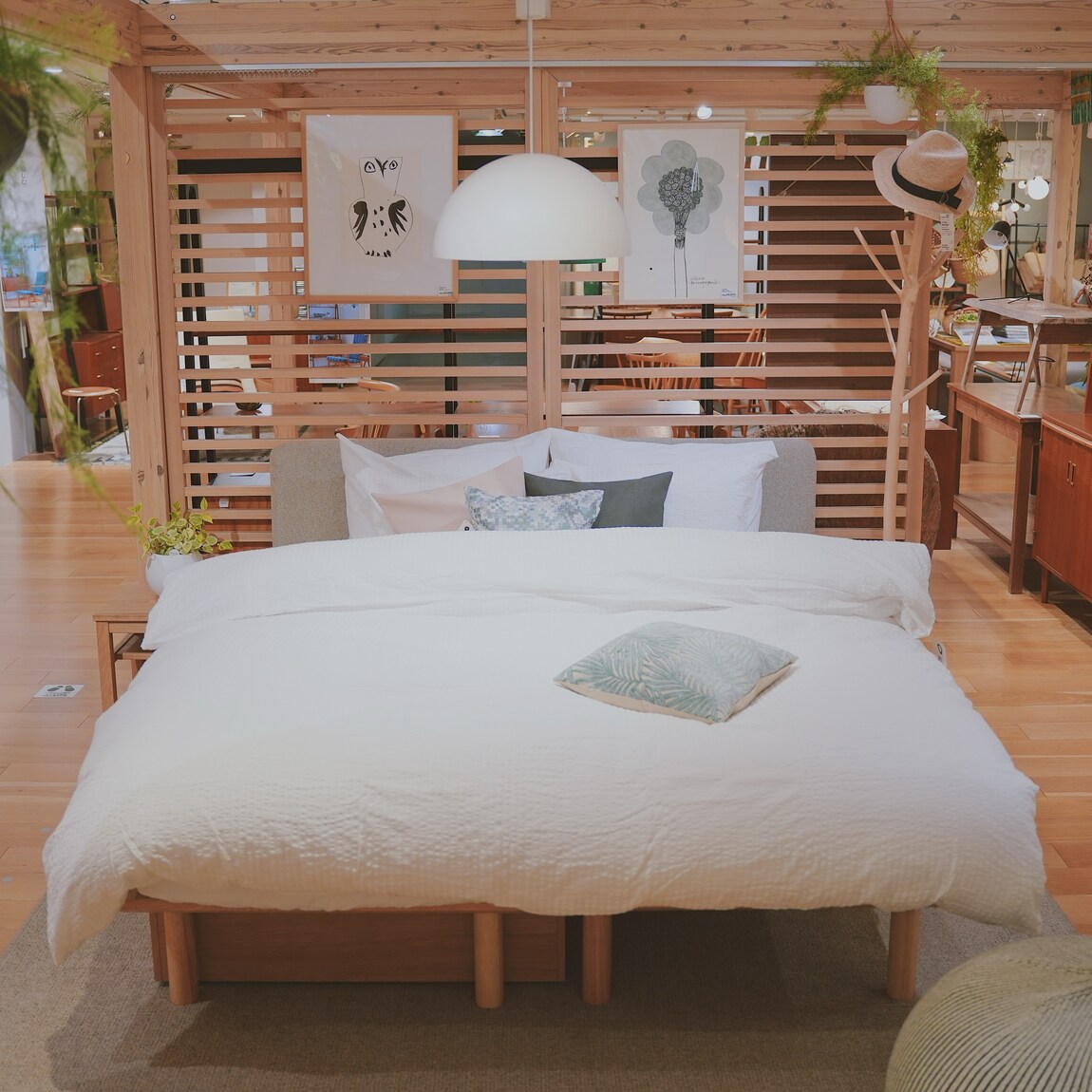 ◇無印良品◇フレーム＆マットレス◇シングル◇大阪兵庫京都奈良滋賀和歌山◇ 吉祥寺マルイ】無印良品の「木製ベッドフレーム」を中心に寝室を